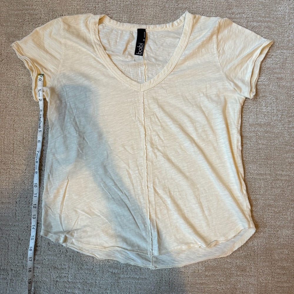 Bobi Cream Short Sleeve V-Neck Top